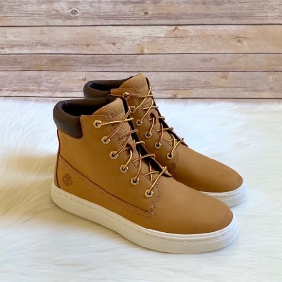 Timberland Wheat Londyn 6” Lace Up Sneaker Boots - Picture 2 of 8